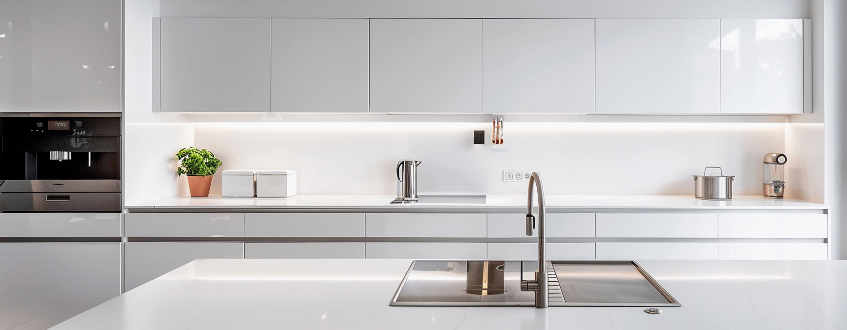 Mobiliario de cocina y baño